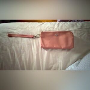 discontinued Lululemon wallet